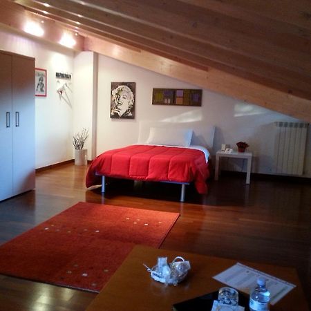 B&B Douglas House Varese Exterior photo