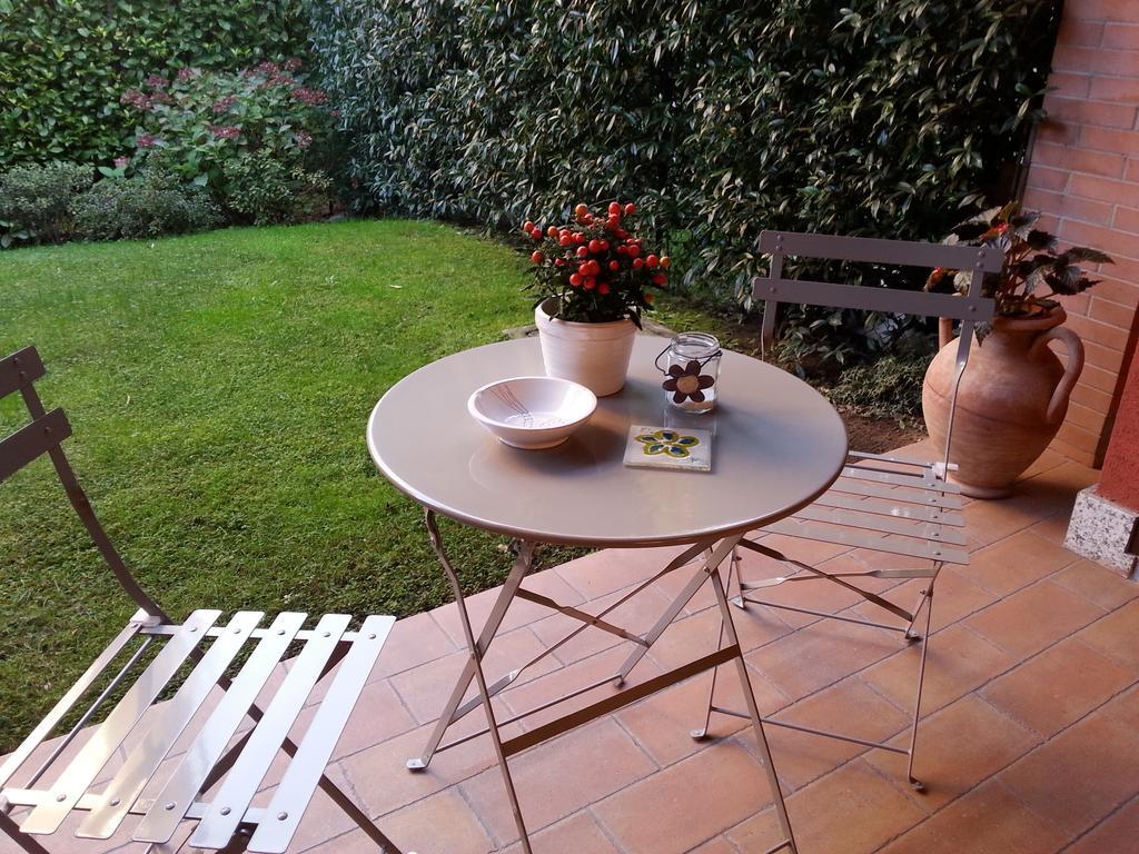B&B Douglas House Varese Room photo
