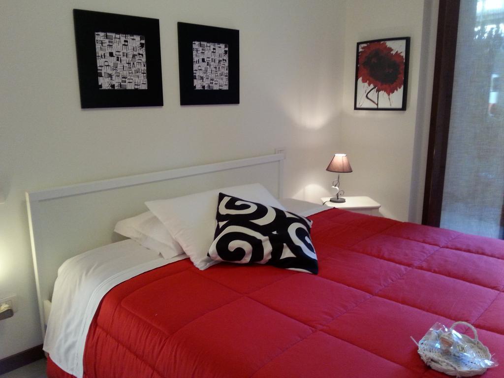 B&B Douglas House Varese Room photo