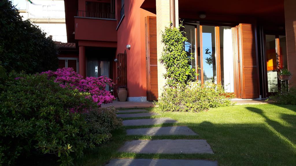 B&B Douglas House Varese Exterior photo