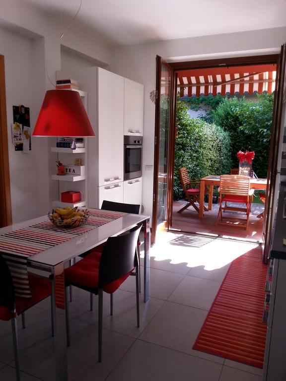 B&B Douglas House Varese Exterior photo